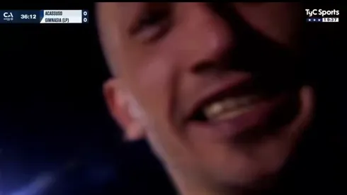 Por unos segundos el partido enfocó directo al rostro de un hincha.