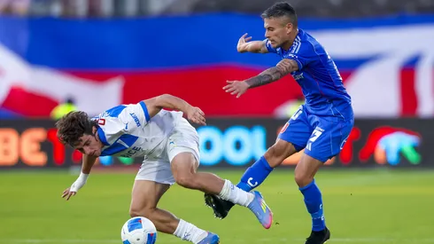 U. de Chile recibe a U. Católica en el Estadio Nacional.