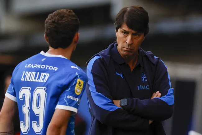 Garnero medio en serio, medio en broma, sacó carcajadas en la previa del Clásico Universitario, como visita de la UC contra la U.
