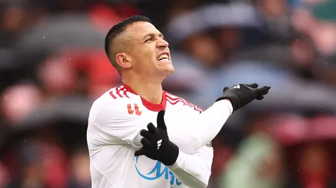 Alexis Sánchez fue criticado duramente por la prensa española