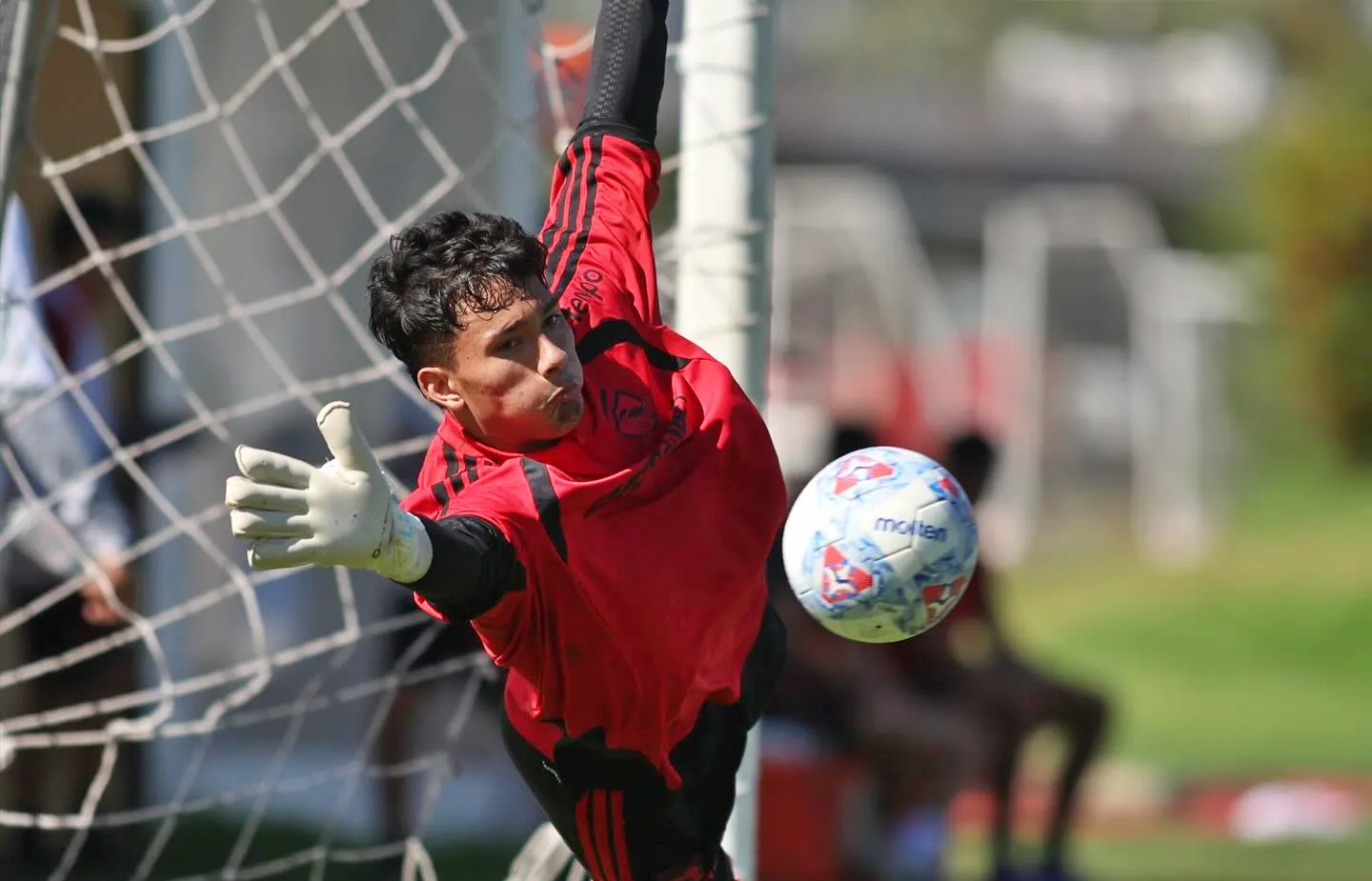 Eduardo Villanueva ha perdido espacio en esta temporada 2026 de los albos ante la irrupción de Gabriel Maureira. | Foto: Colo Colo.