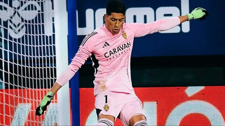 Esteban Andrada vuelve a sonar en Colo Colo.