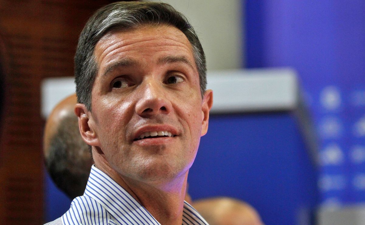 Salida de Michael Clark en la U se celebra en la casa de estudios: “Una buena noticia”