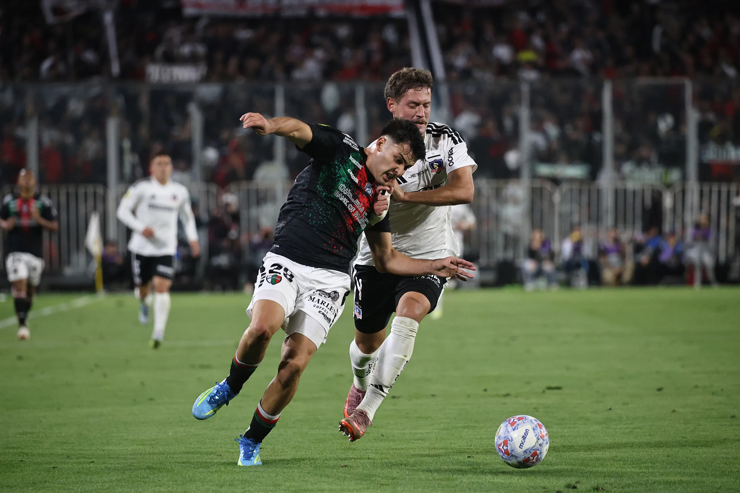 Joaquín Sosa salió lesionado ante Palestino, pero ya está recuperado. Podría ser titular el domingo