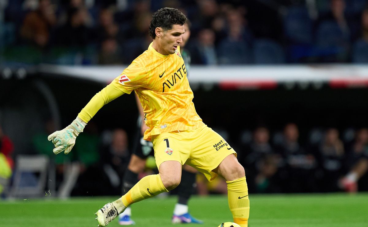 DT del Elche candidatea a Matías Dituro a la Roja: “Un líder increíble”