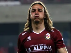 Jugó en 12 clubes chilenos, tiene 38 años y escapa al retiro: "Soy un loco..."