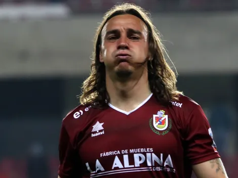 Jugó en 12 clubes chilenos, tiene 38 años y escapa al retiro: "Soy un loco..."