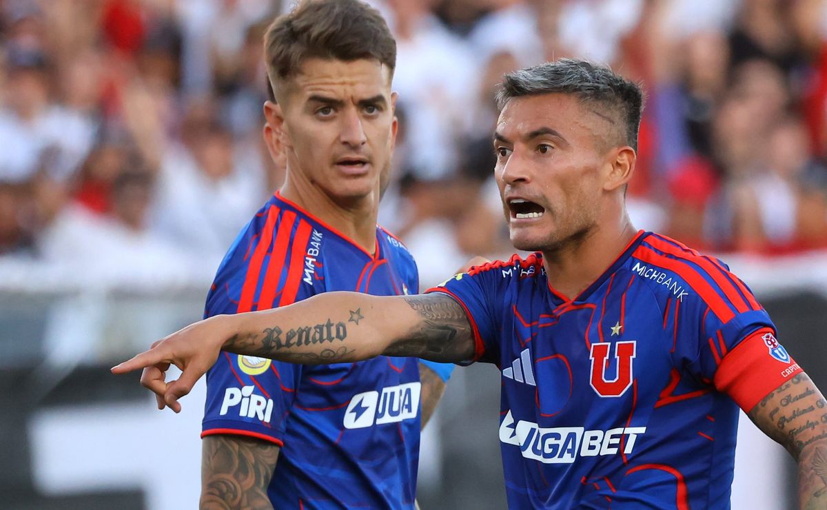 Charles Aránguiz recibe luz verde: fue citado en U de Chile para el Clásico Universitario