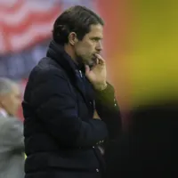 Drástica medida: Gago barre a los extranjeros de la U