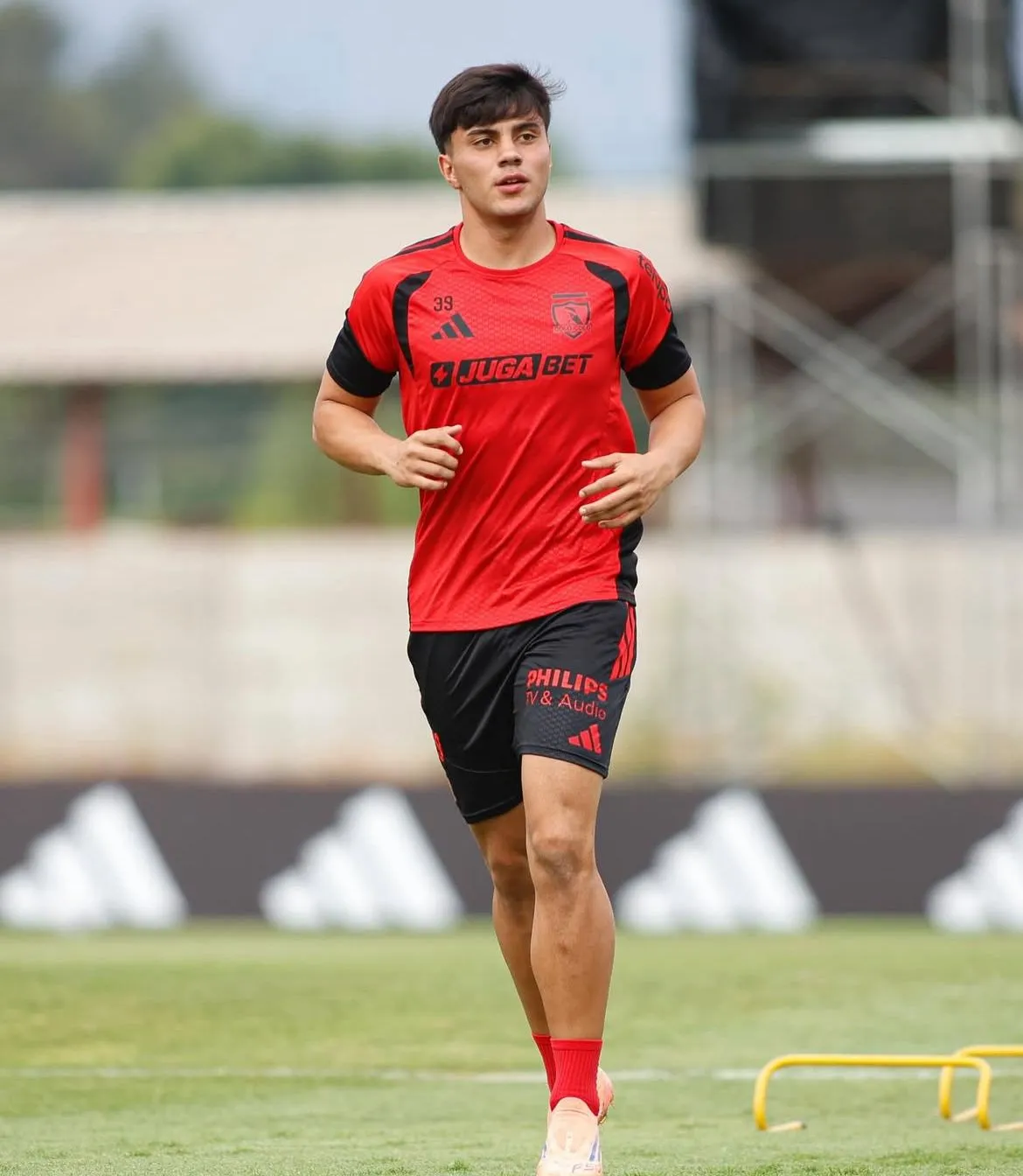 Bruno Torres se entrena con el primer equipo de Colo Colo. Foto: Colo Colo.
