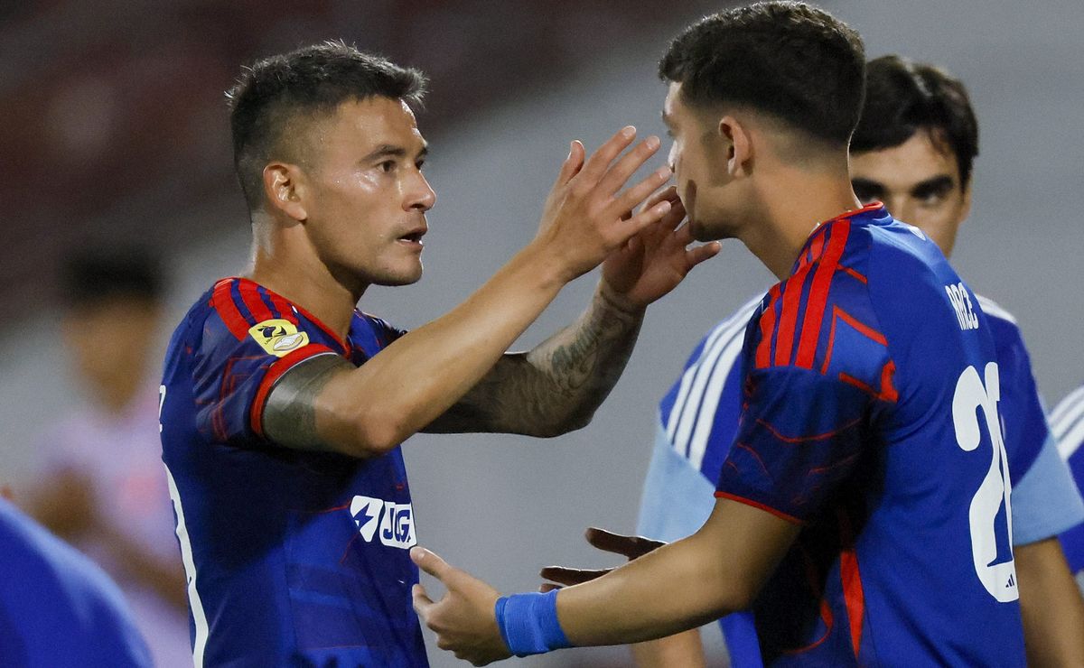 La gran duda en U de Chile para el Clásico Universitario: ¿Charles Aránguiz o Israel Poblete?