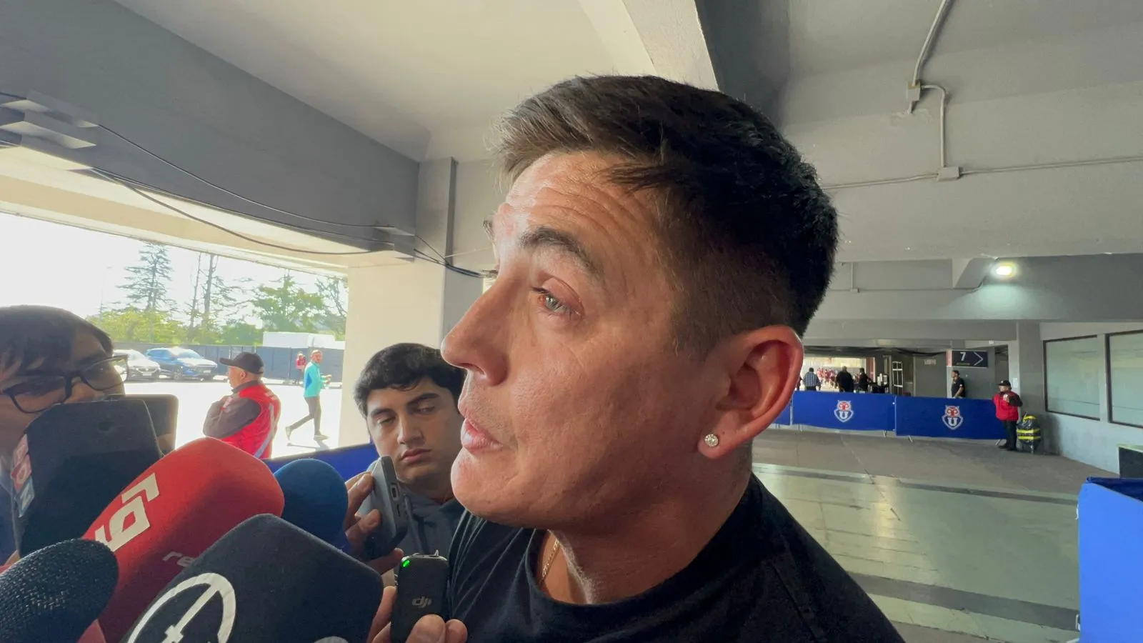 Matías Rodríguez llegó al Nacional para ver el Clásico Universitario 202. (Foto: Cristián Fajardo | RedGol).