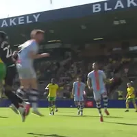 Vigouroux sufre por su error que fue penal en Inglaterra: "Devastado"