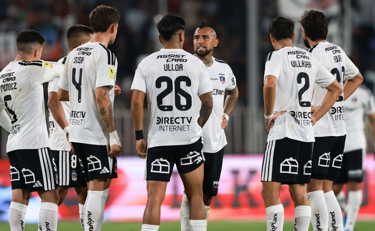 No es Paulo Díaz: Revelan que el mercado de fichajes de Colo Colo gira en torno a una salida