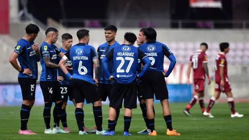 Huachipato tuvo en sus manos el triunfo.