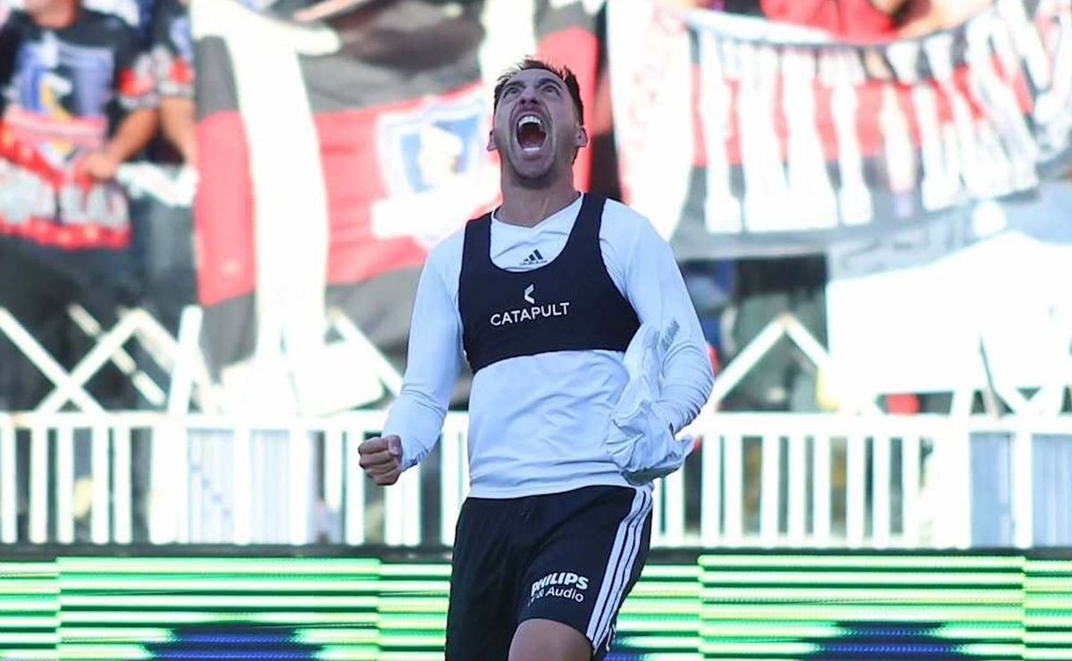 “Sin ser soberbio”: Javier Correa celebra con la marraqueta bajo el brazo y le da nuevo triunfo a Colo Colo