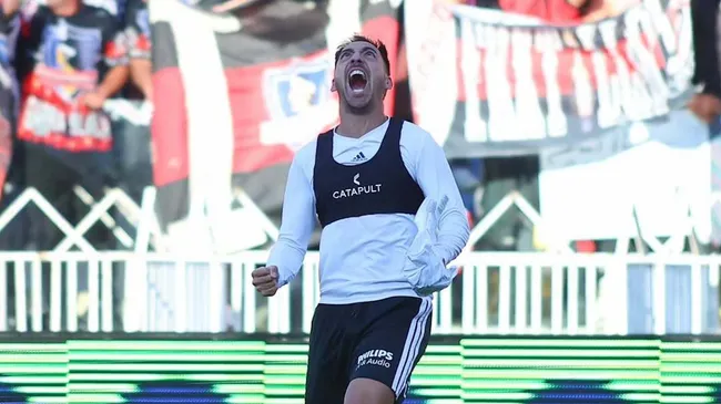 El Cacique sigue sumando puntos valiosos gracias a sus goles agónicos. | Foto: Colo Colo.