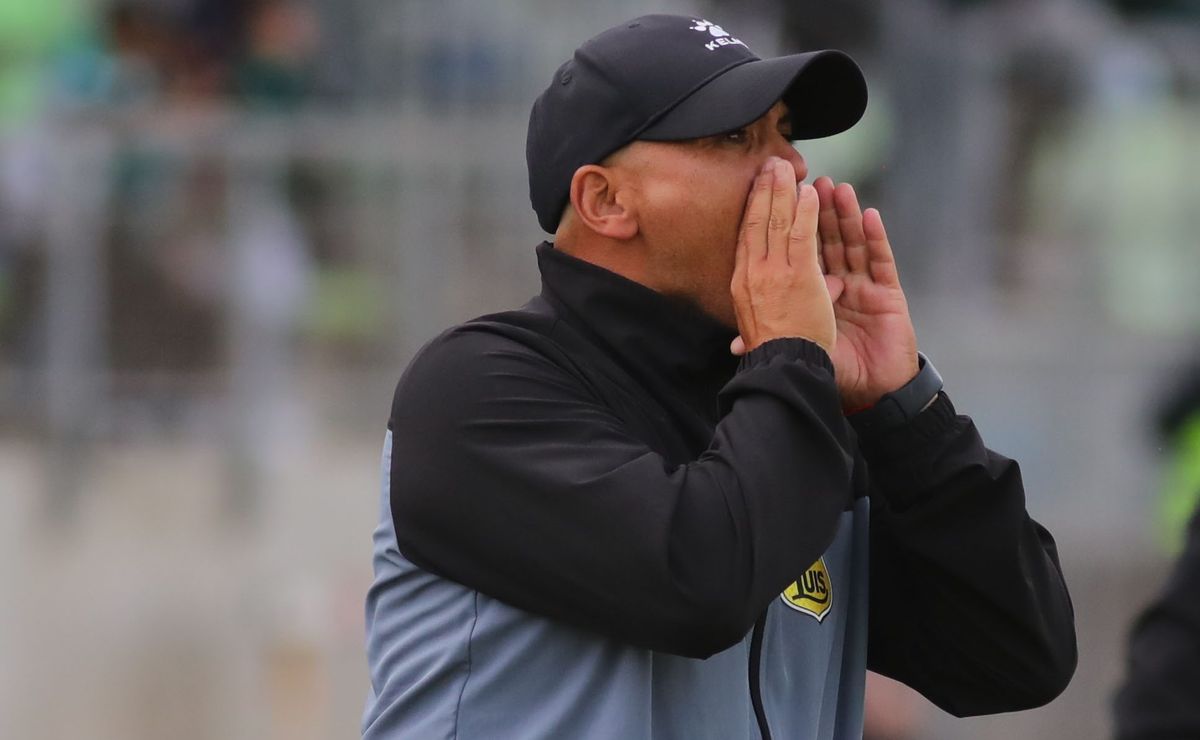 Humberto Suazo vuelve a darle a los árbitros en la Primera B tras caer vs Cobreloa: “Necesitan carácter”