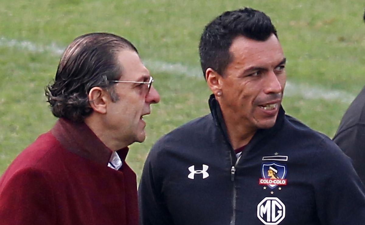 Paredes se cuadra con Mosa en su objetivo de tener control total de Colo Colo: “Es lo mejor para el club”