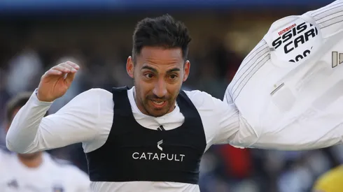 Javier Correa le ganó a la marca de Osvaldo González y anotó de cabeza sin saltar.