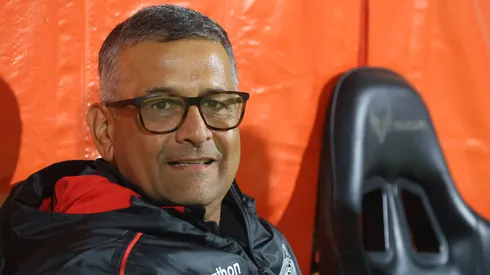 Ronald Fuentes reconoció que Santa Cruz fue superior en el juego a los hispanos.