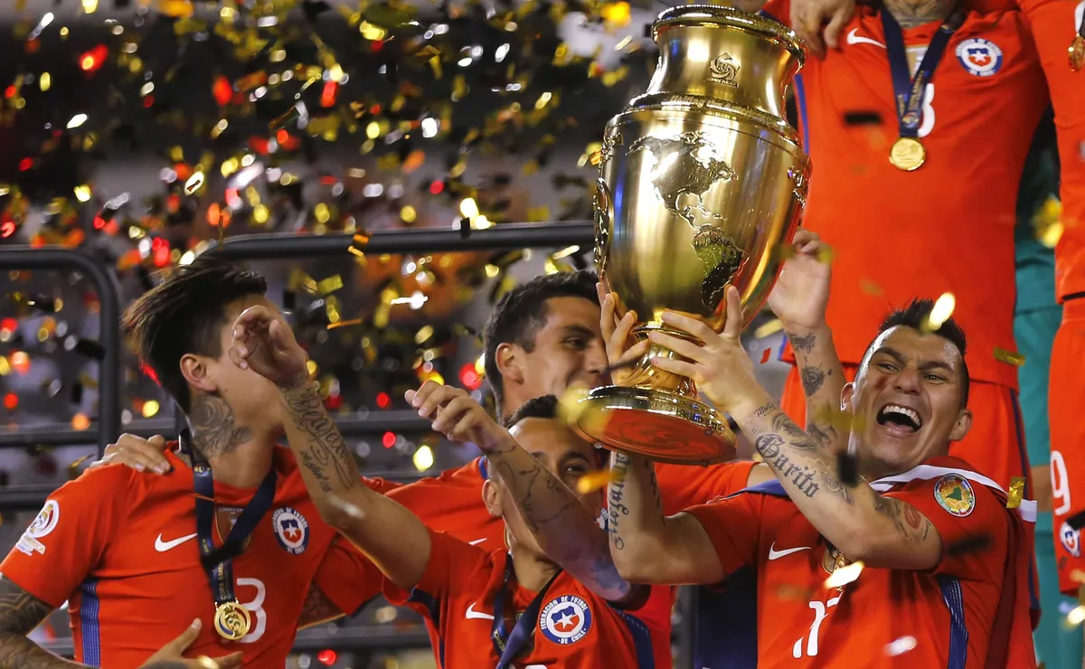 Jugador de la Generación Dorada pagará millonaria indemnización por incidente con fiscalizador sanitario