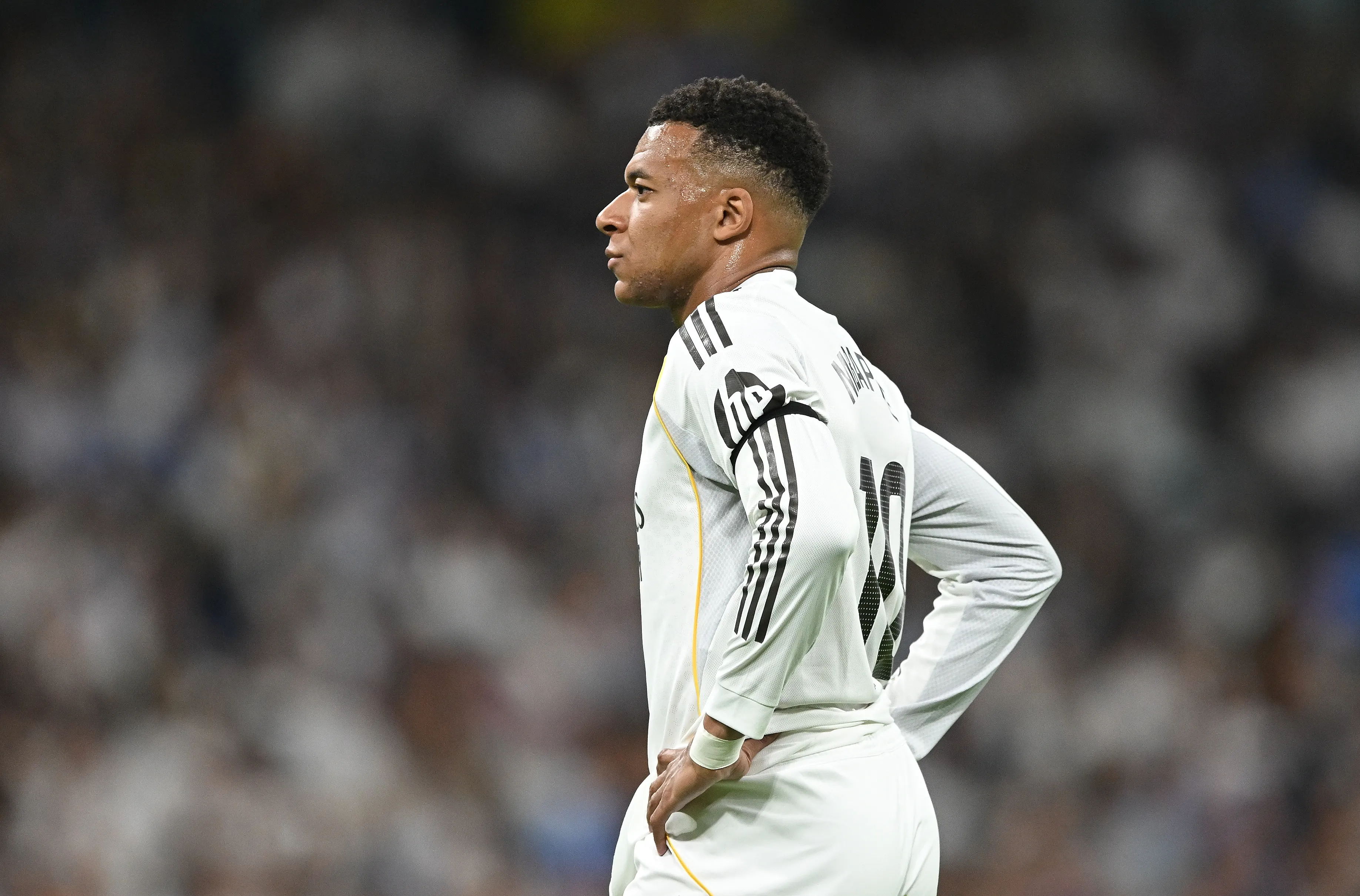 Kylian Mbappé se lesionó en el Real Madrid y Francia teme perderlo para el Mundial. Foto: Getty Images.