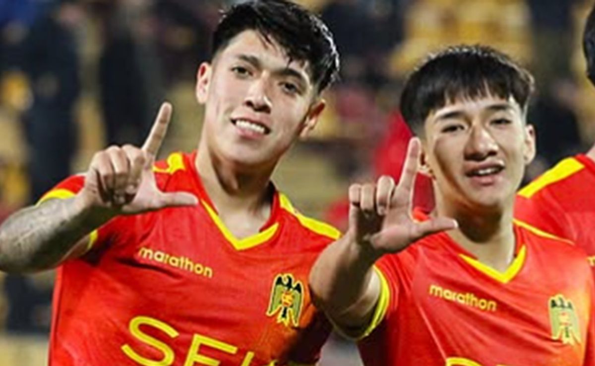 Celebró triunfal debut en la Unión Española y esto dijo de Ronald Fuentes: “Me dijo que pidiera el balón y que disfrutara el momento único”