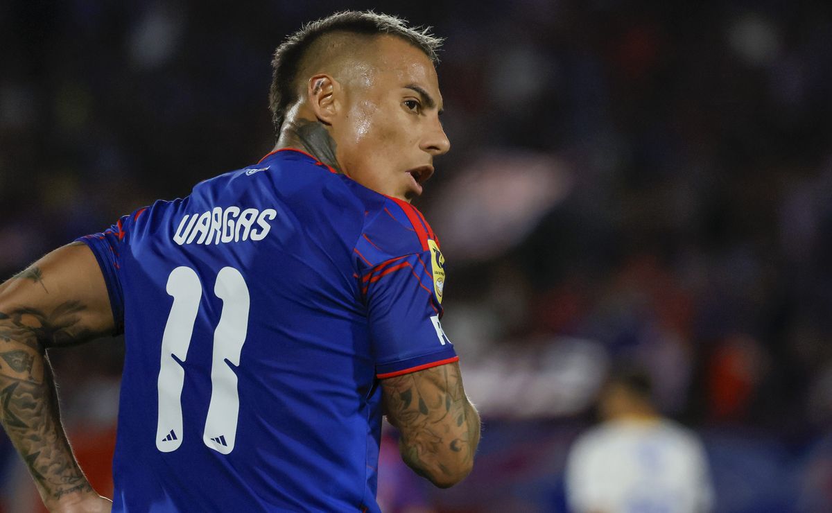 Eduardo Vargas sigue fuera en U de Chile: entrena diferenciado y es duda ante La Serena por la Copa de La Liga