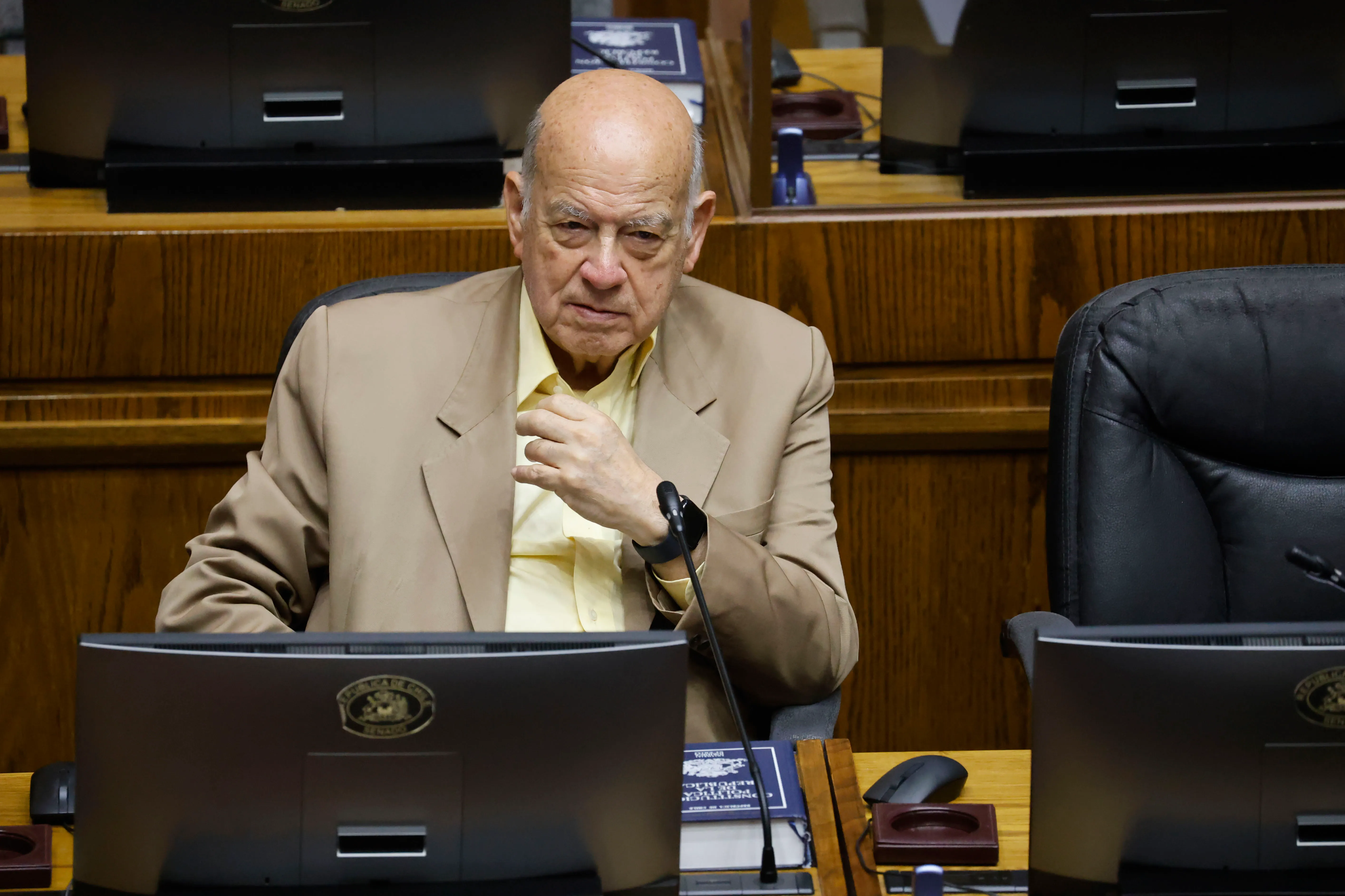 El exsenador y militante del PS llega al directorio de Azul Azul | Photosport