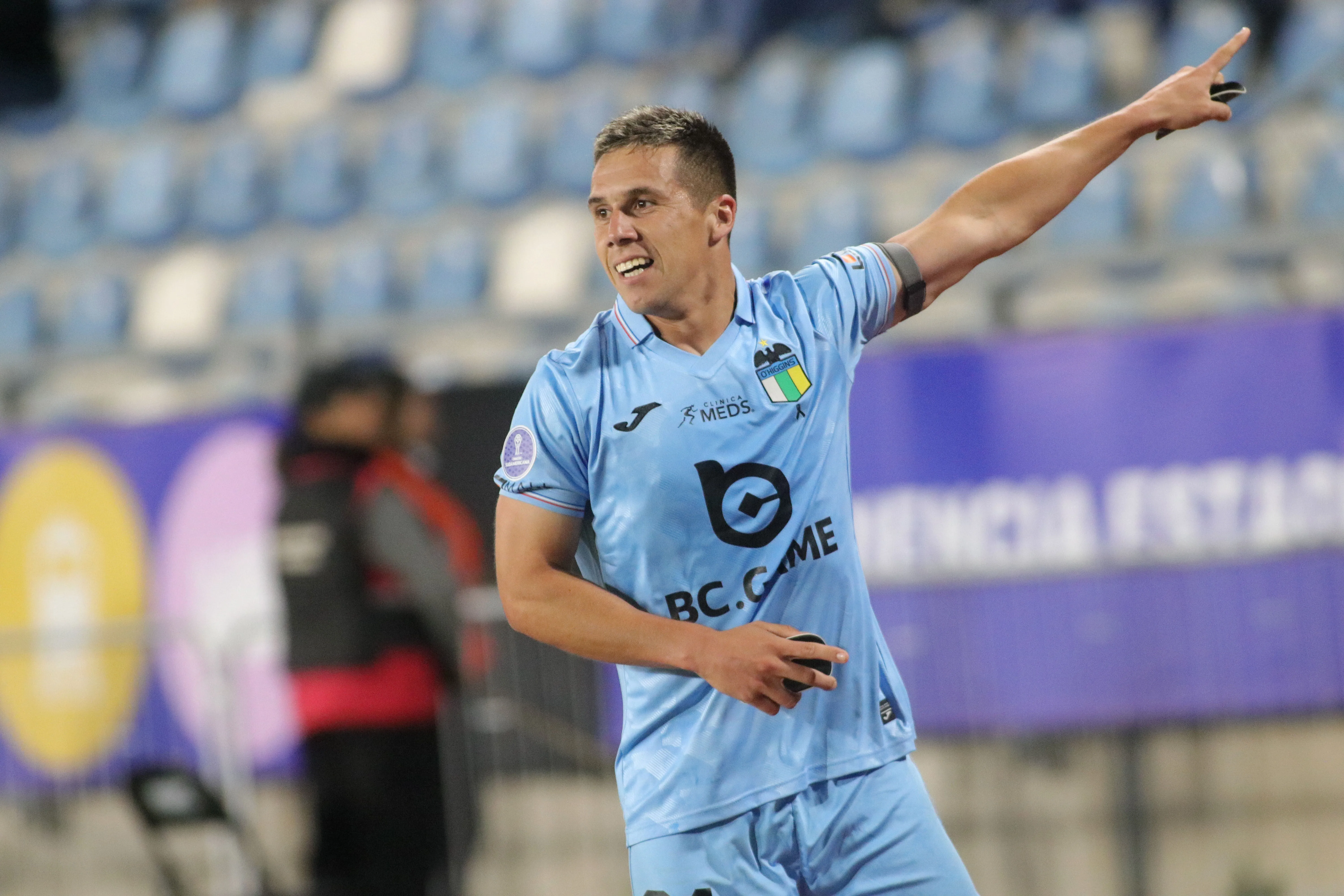 Francisco González estaría en el radar de la UC/Photosport