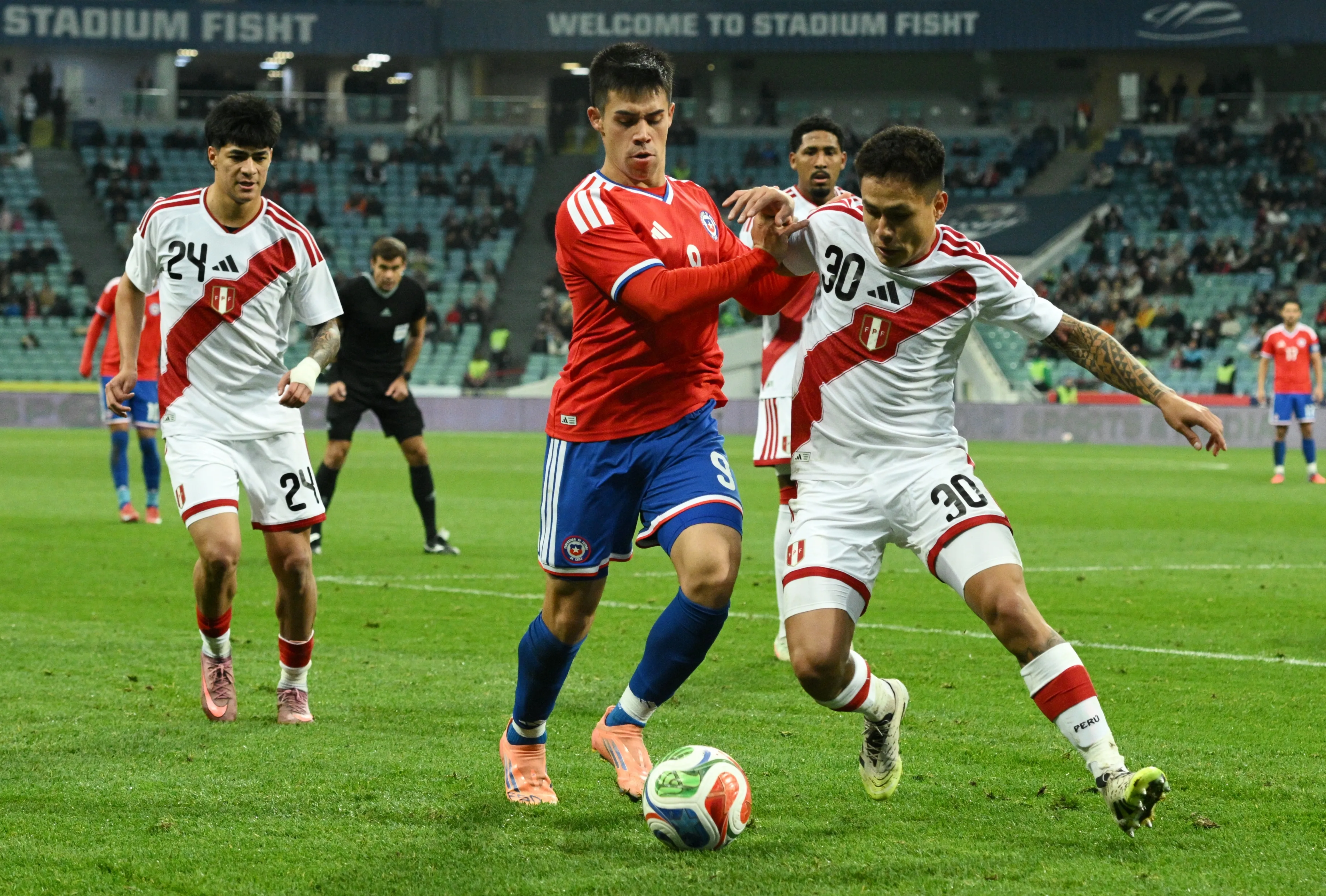 Perú tuvo un amistoso con la Roja, perdiendo en Rusia /Photosport