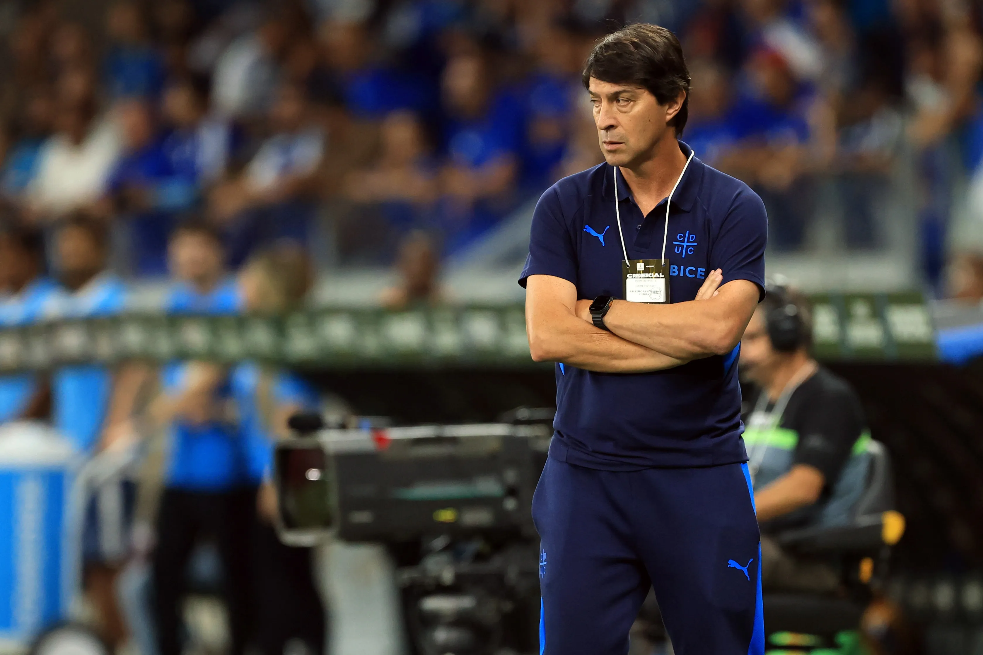 Daniel Garnero prepara un cambio en la formación de U. Católica | Photosport