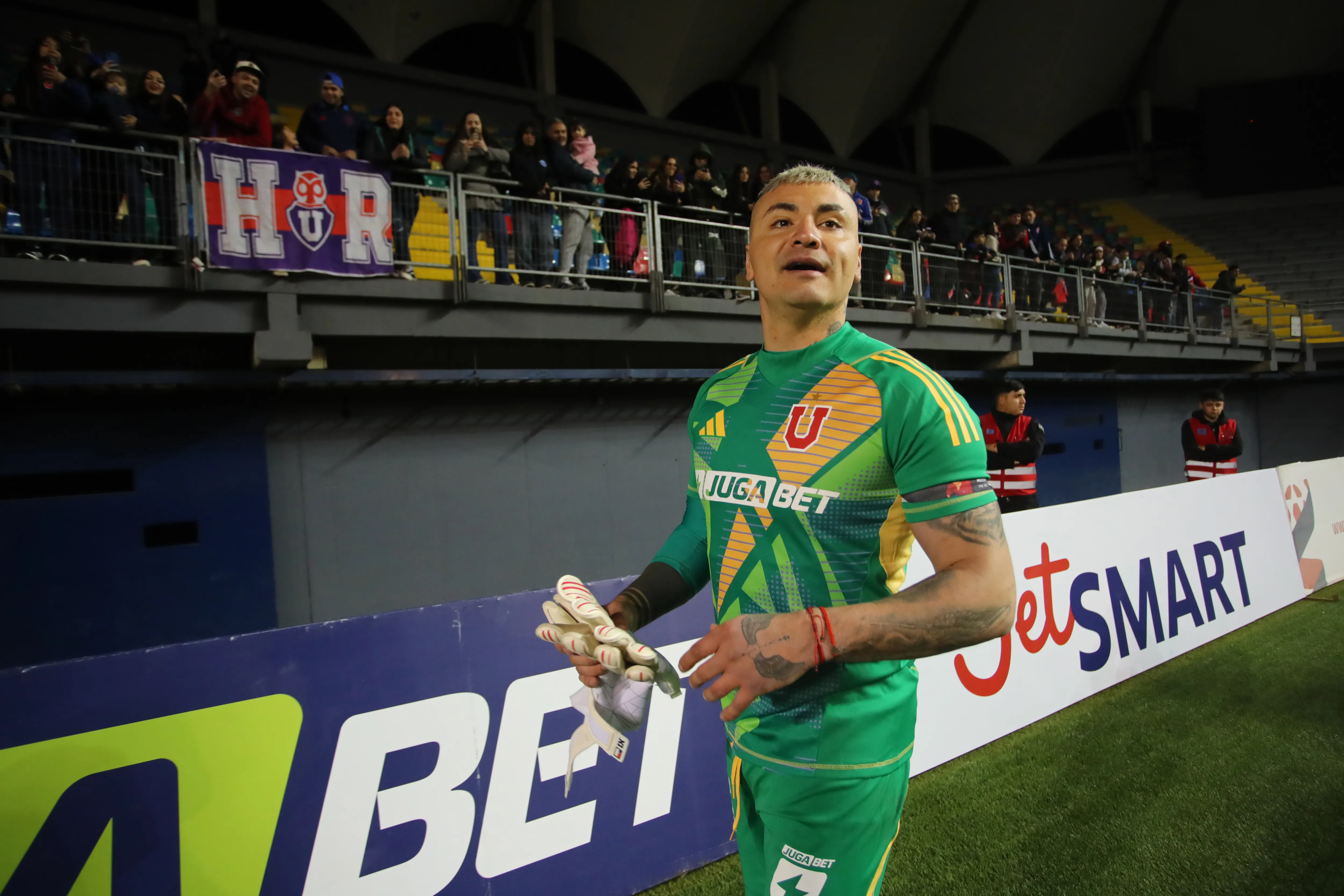 Campos no pierde la esperanza de volver al fútbol con Glorias Navales. Imagen: Photosport