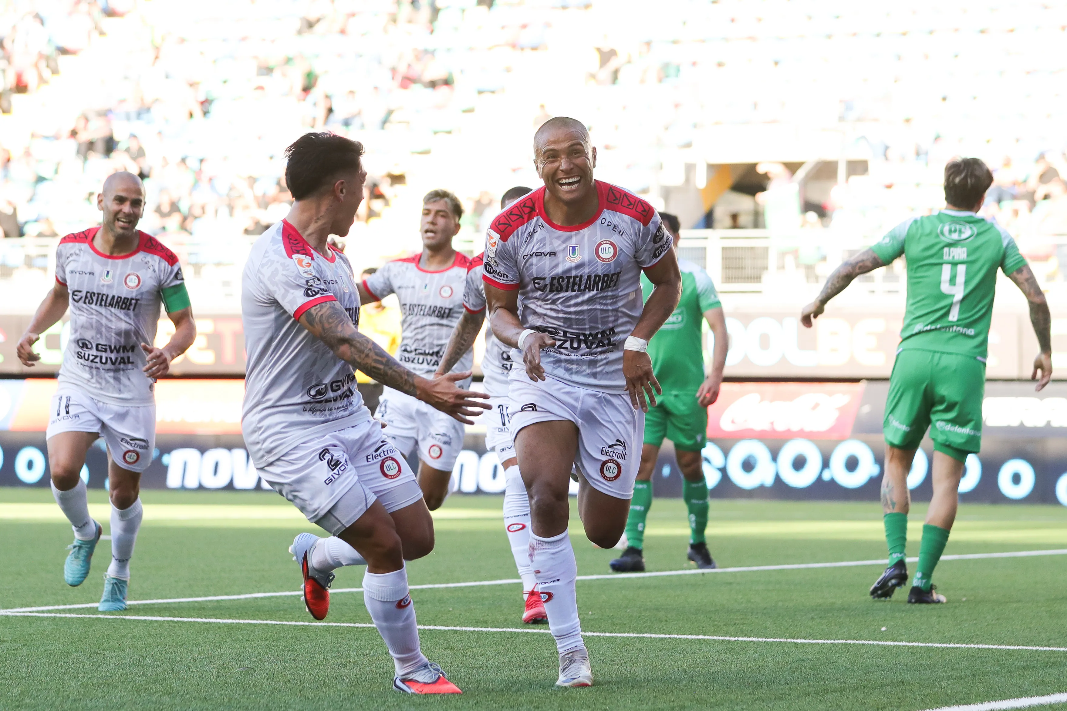 Unión La Calera, otro club que supo de los goles de Benegas. (Felipe Zanca/Photosport).