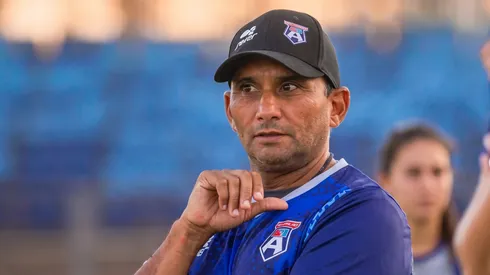 Gran campaña del DT ariqueño.