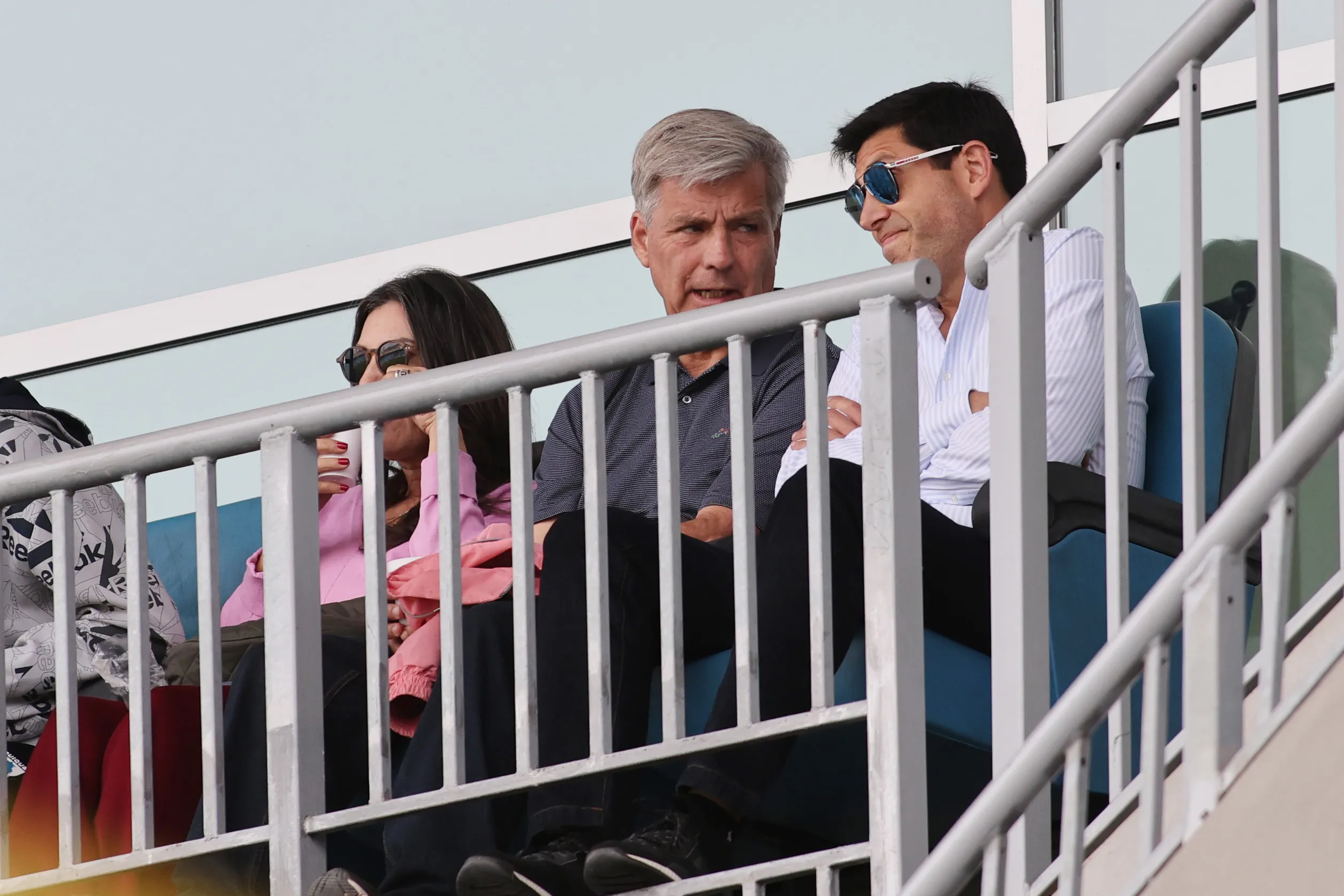 Cesare Rossi junto a Harold Mayne-Nicholls en el estadio La Portada. (Alex Diaz/Photosport).