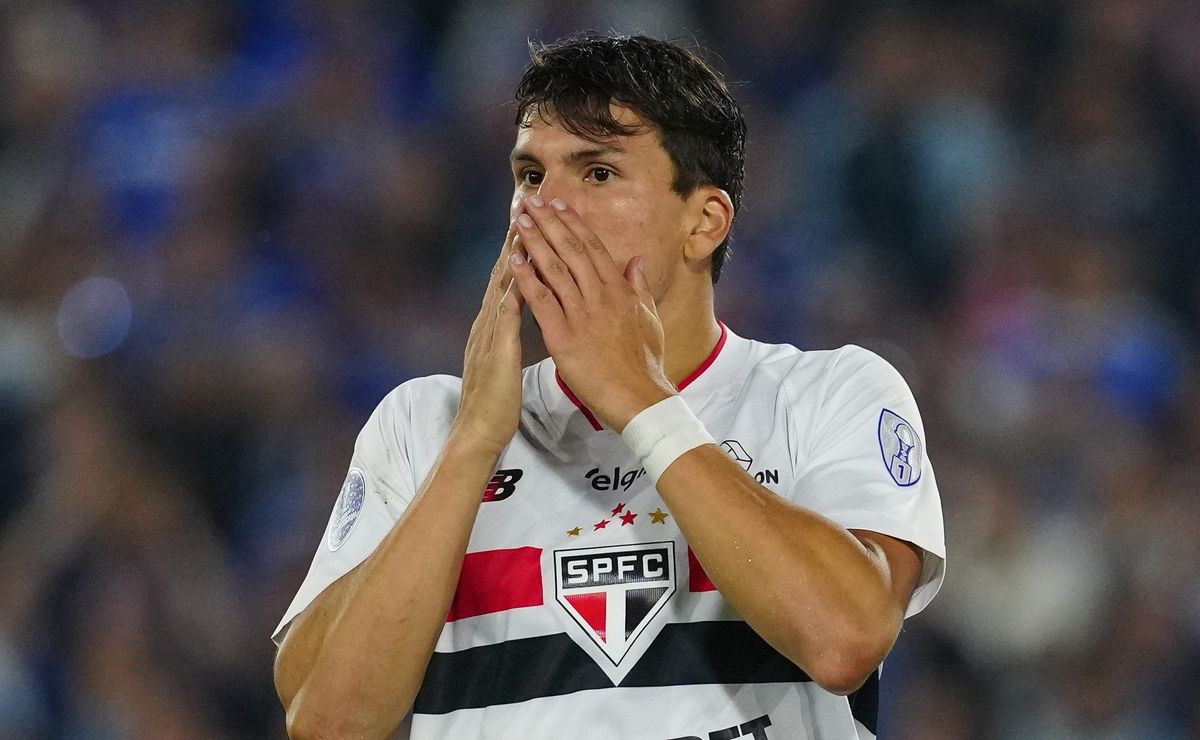 El insólito gol que se perdió Gonzalo Tapia en Copa Sudamericana