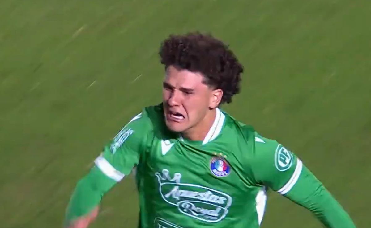 Nico Córdova cortó a Favian Loyola para el Mundial Sub 20 y ahora es héroe de Audax con un golazo