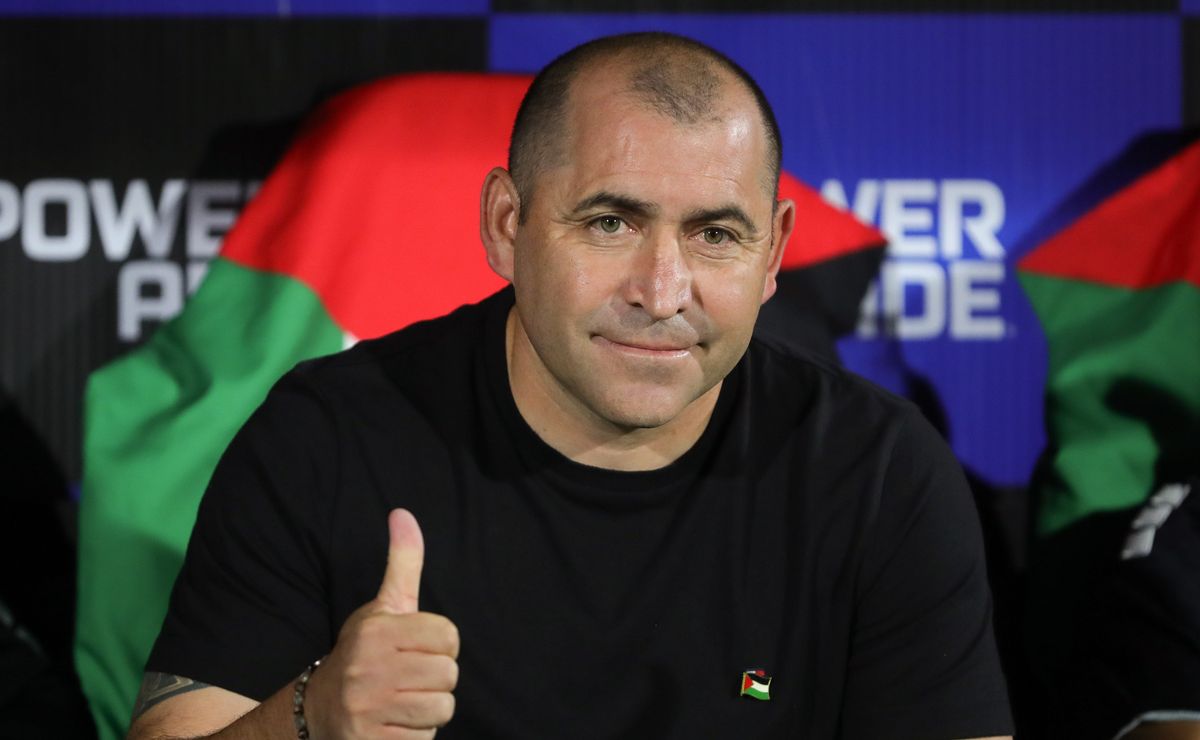 ¡Batacazo de “La Nona”! Avisan que Cristián Muñoz es el tapado en cotizada banca del fútbol chileno