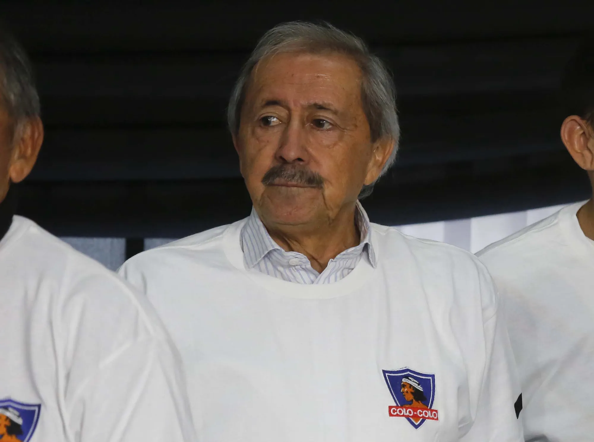 Leonardo Véliz reconoce tener miedo por los cambios administrativos en Colo Colo, incluso en Universidad de Chile… y le cambia el apodo a Jaime Pizarro.