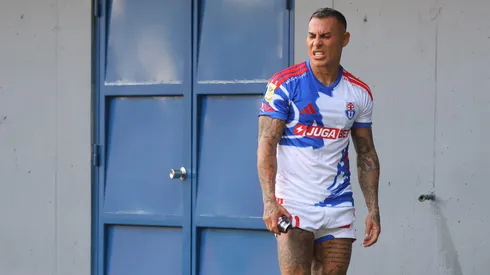 Eduardo Vargas se mantiene al margen en la U.