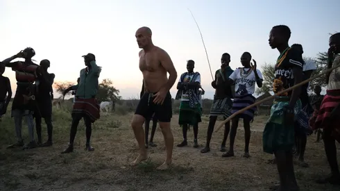 El conocido explorador será parte de una especial aventura por el mundo.