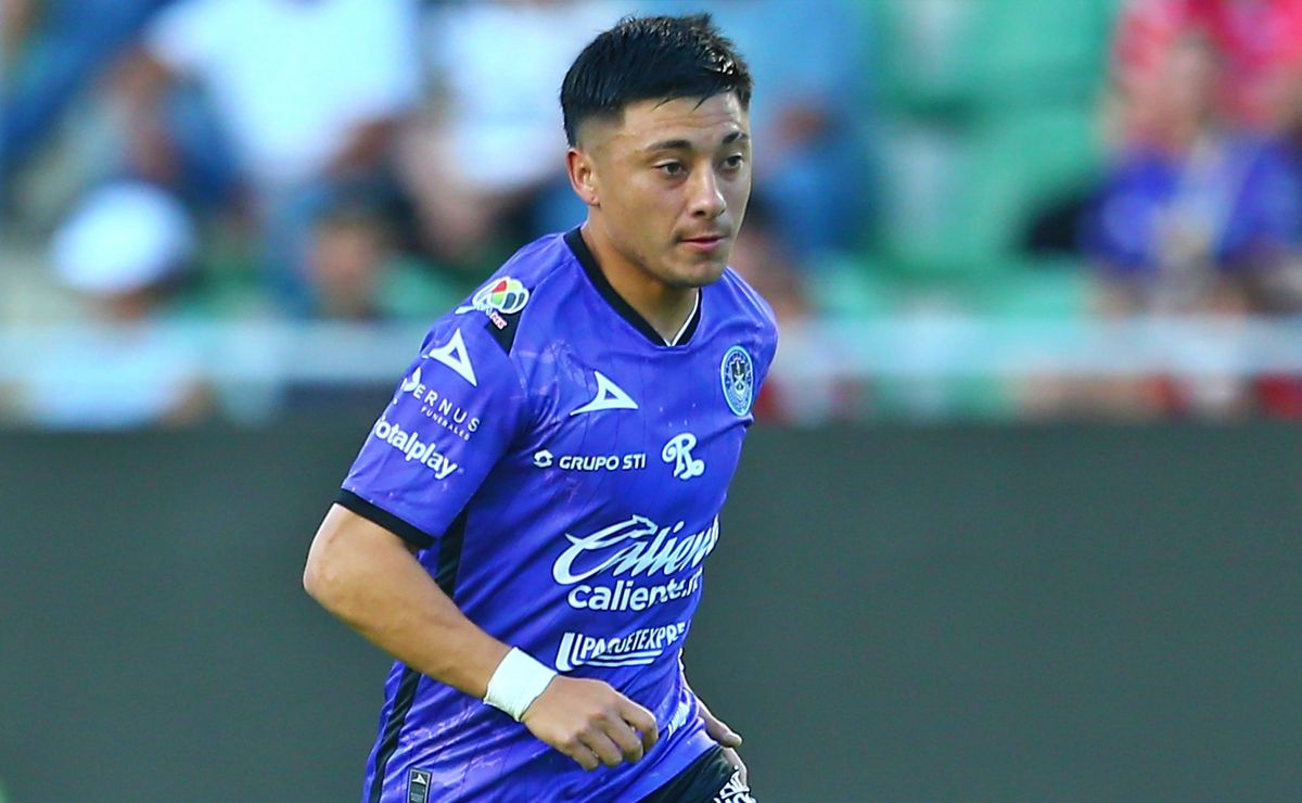 El mejor jugador chileno en Liga MX se queda sin club: ¿Dónde jugará Josué Ovalle?