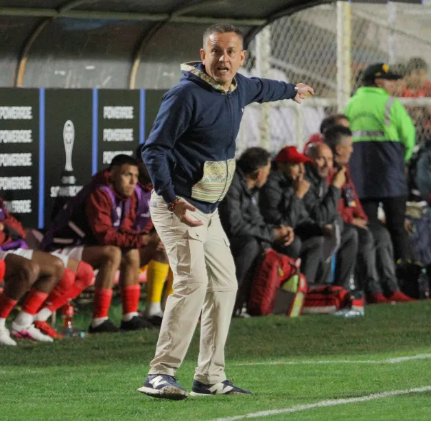 Horacio Melgarejo les tenía varias facturas por cobrar a la prensa. (Foto: Cienciano).