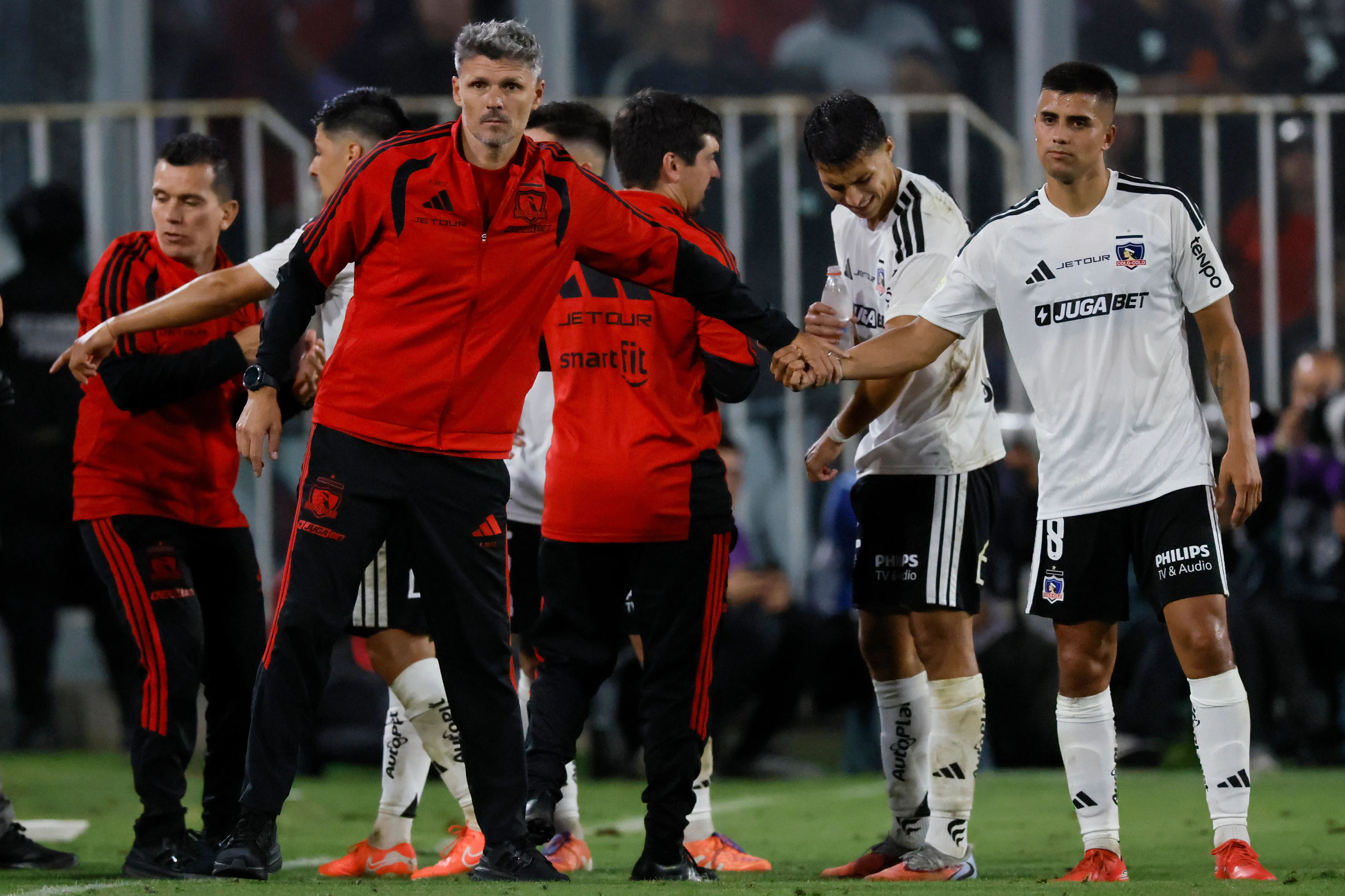 Ortiz busca con Colo Colo volver a ser el líder exclusivo del torneo. | Foto: Photosport.