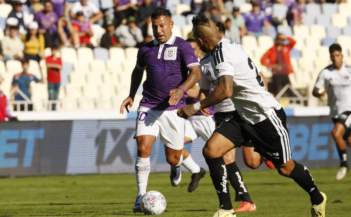 Leonardo Valencia, de figura a suplente: Audax Italiano negocia su regreso tras discreto paso por Deportes Concepción