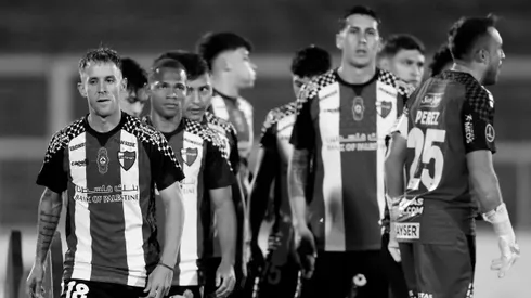 Pesar por la partida del comunicador hincha de los árabes.