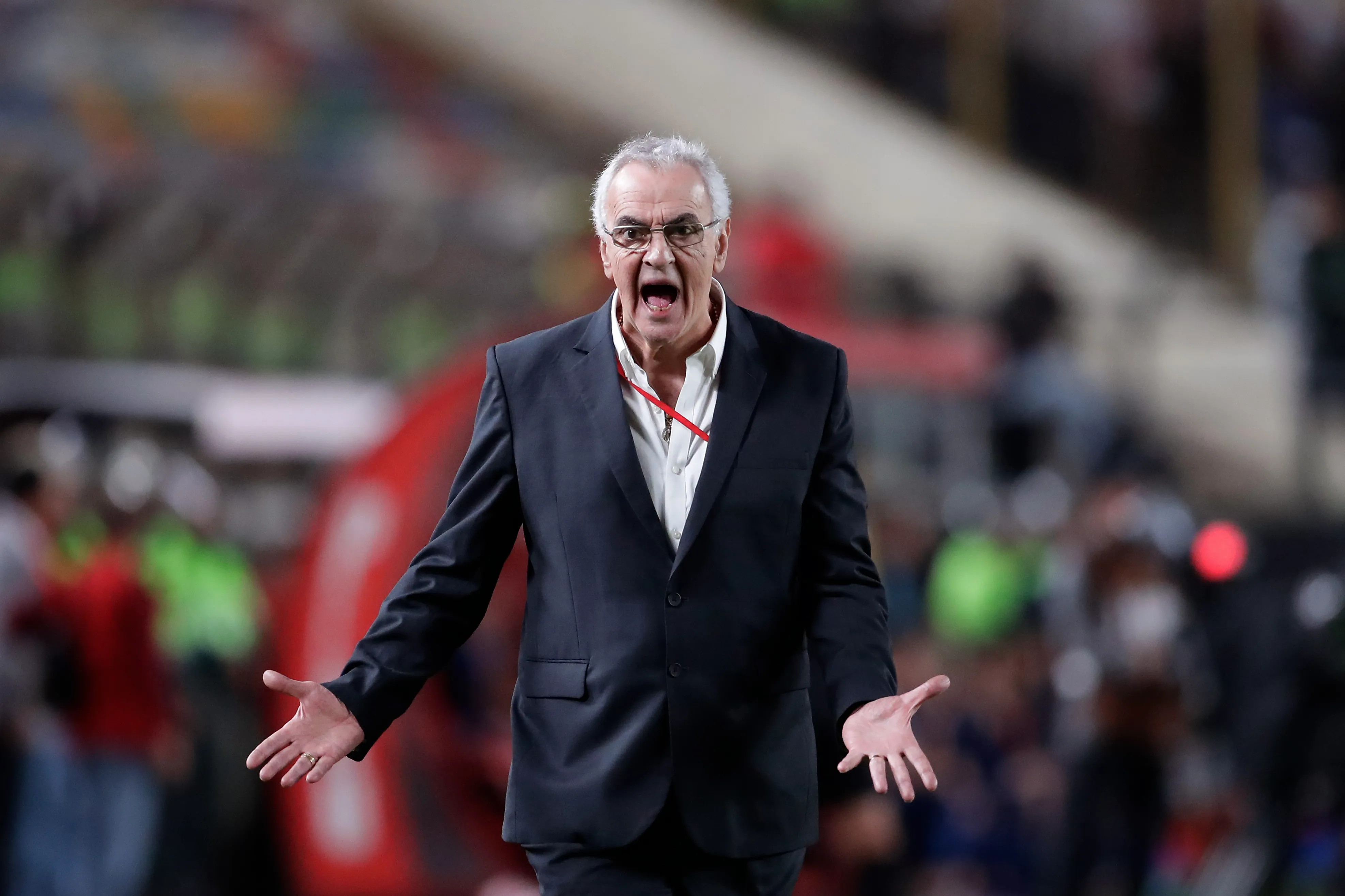 En Universitario se aburrieron de las constantes declaraciones de Fossati. (Daniel Apuy/Getty Images).