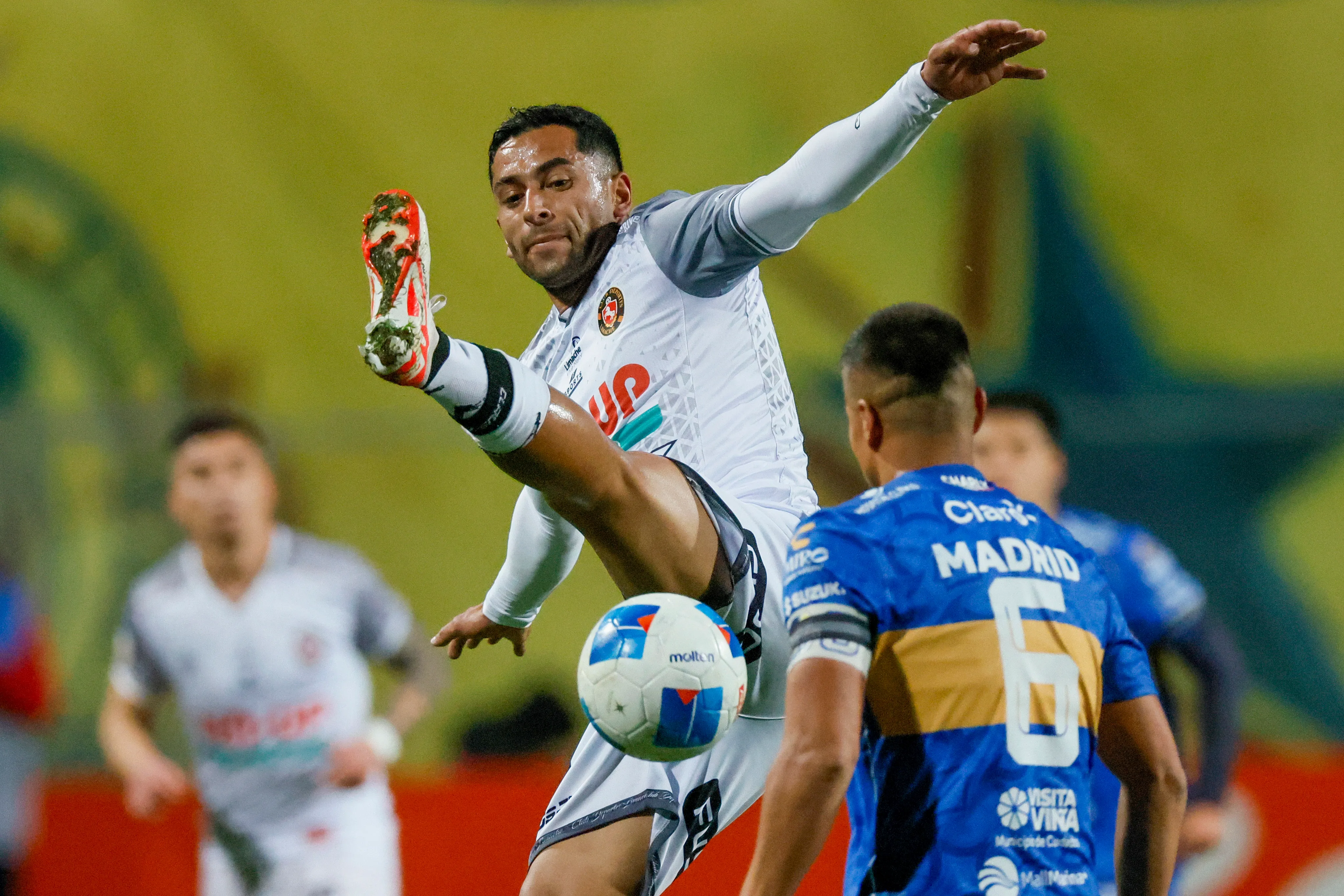 Jonathan Andía vuelve a Primera División de la mano de Unión La Calera. Foto: Photosport.